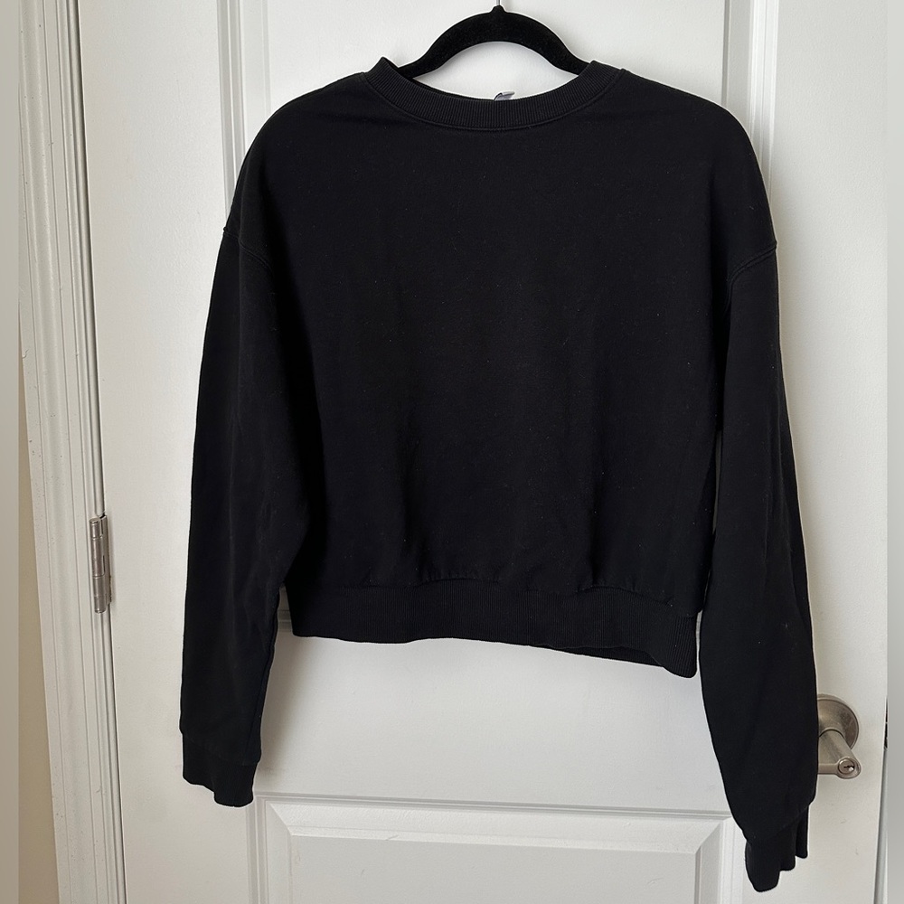 H&M Black Sweatshirt